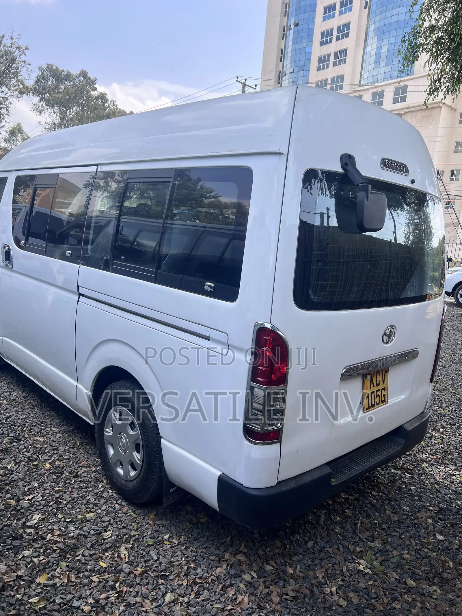 Toyota HiAce 2013 White