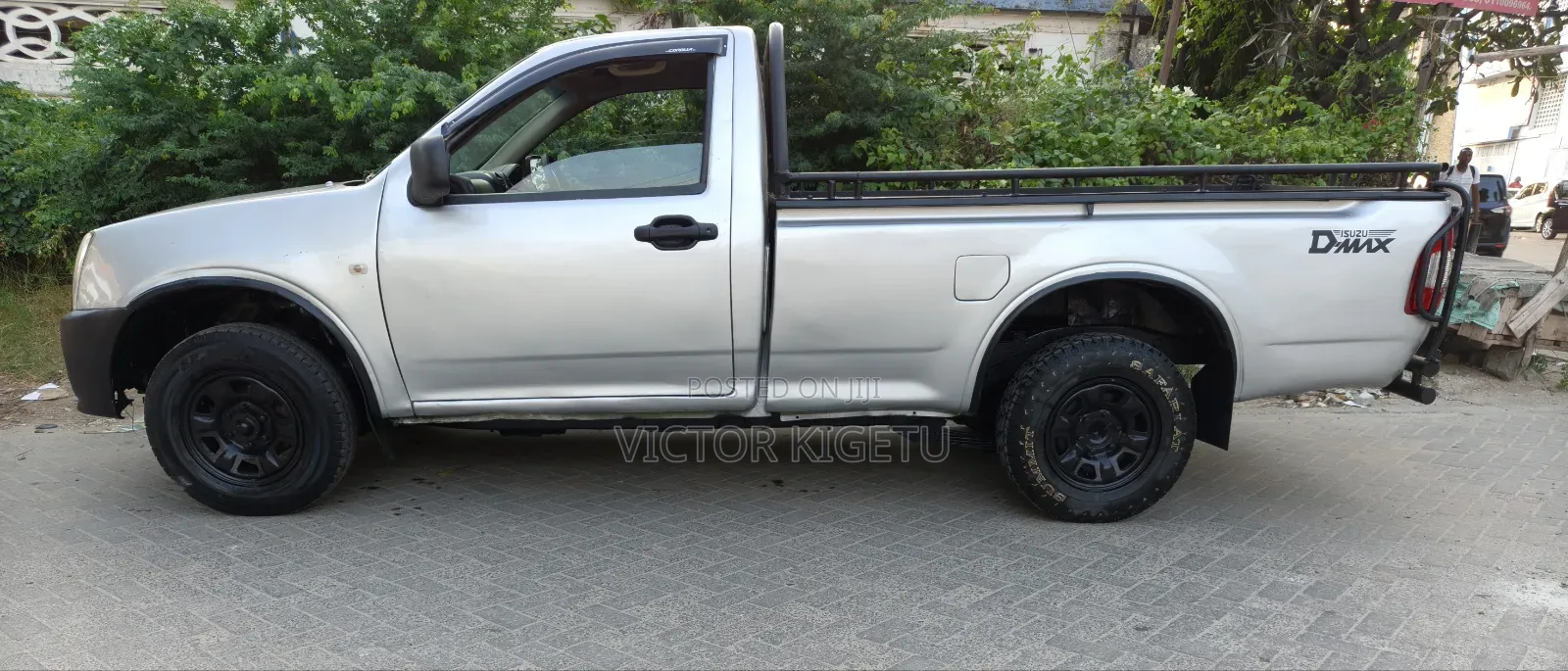 Isuzu D-MAX 2009 Gray