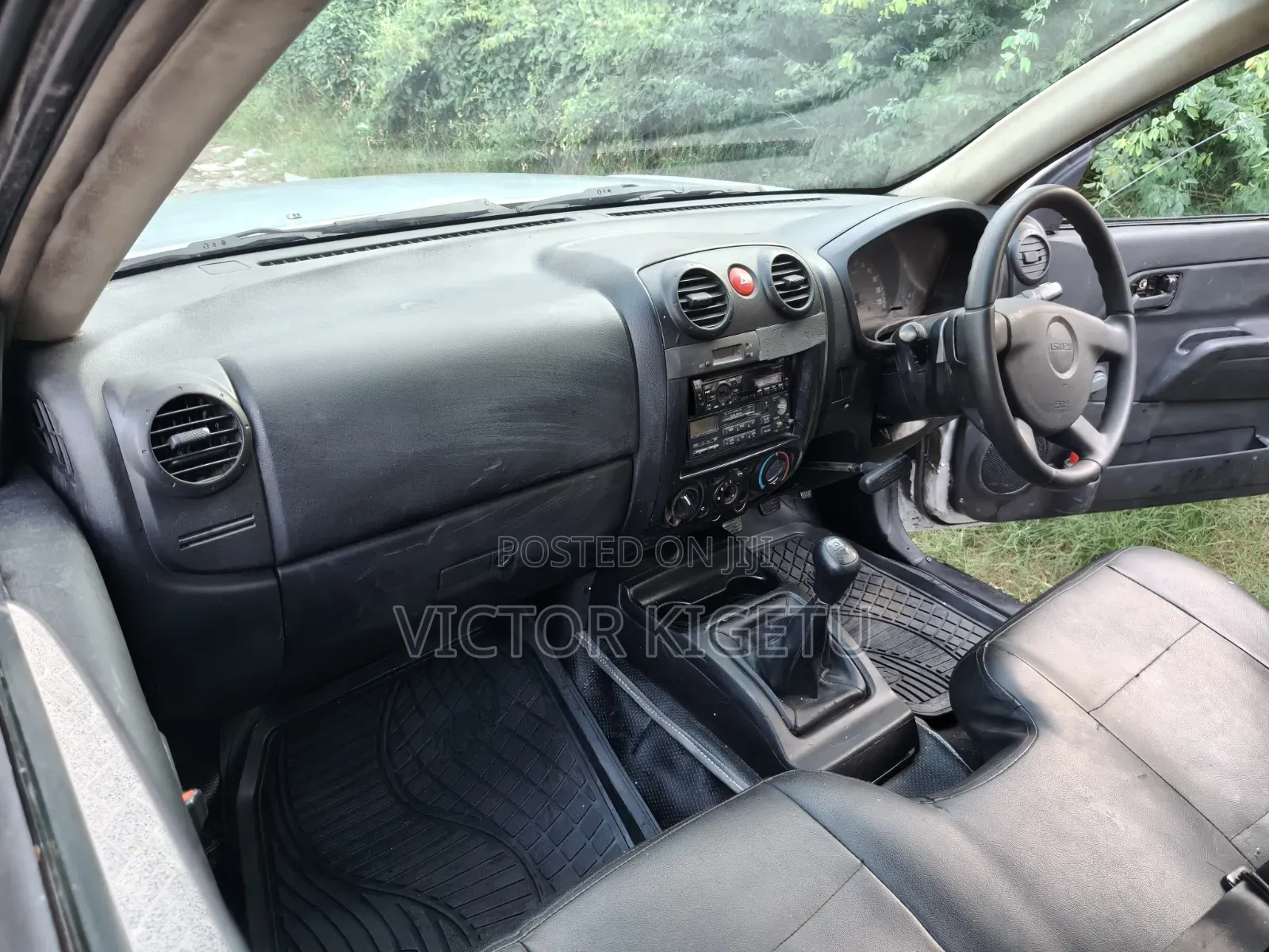 Isuzu D-MAX 2009 Gray