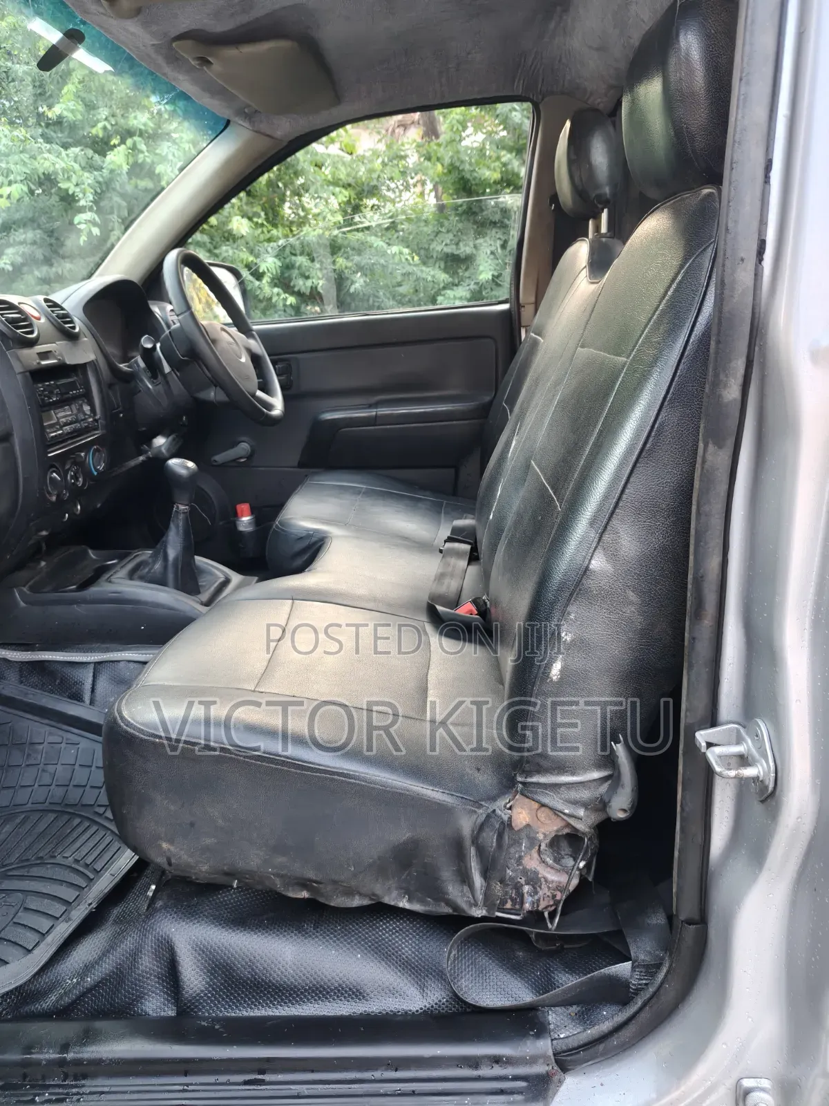 Isuzu D-MAX 2009 Gray