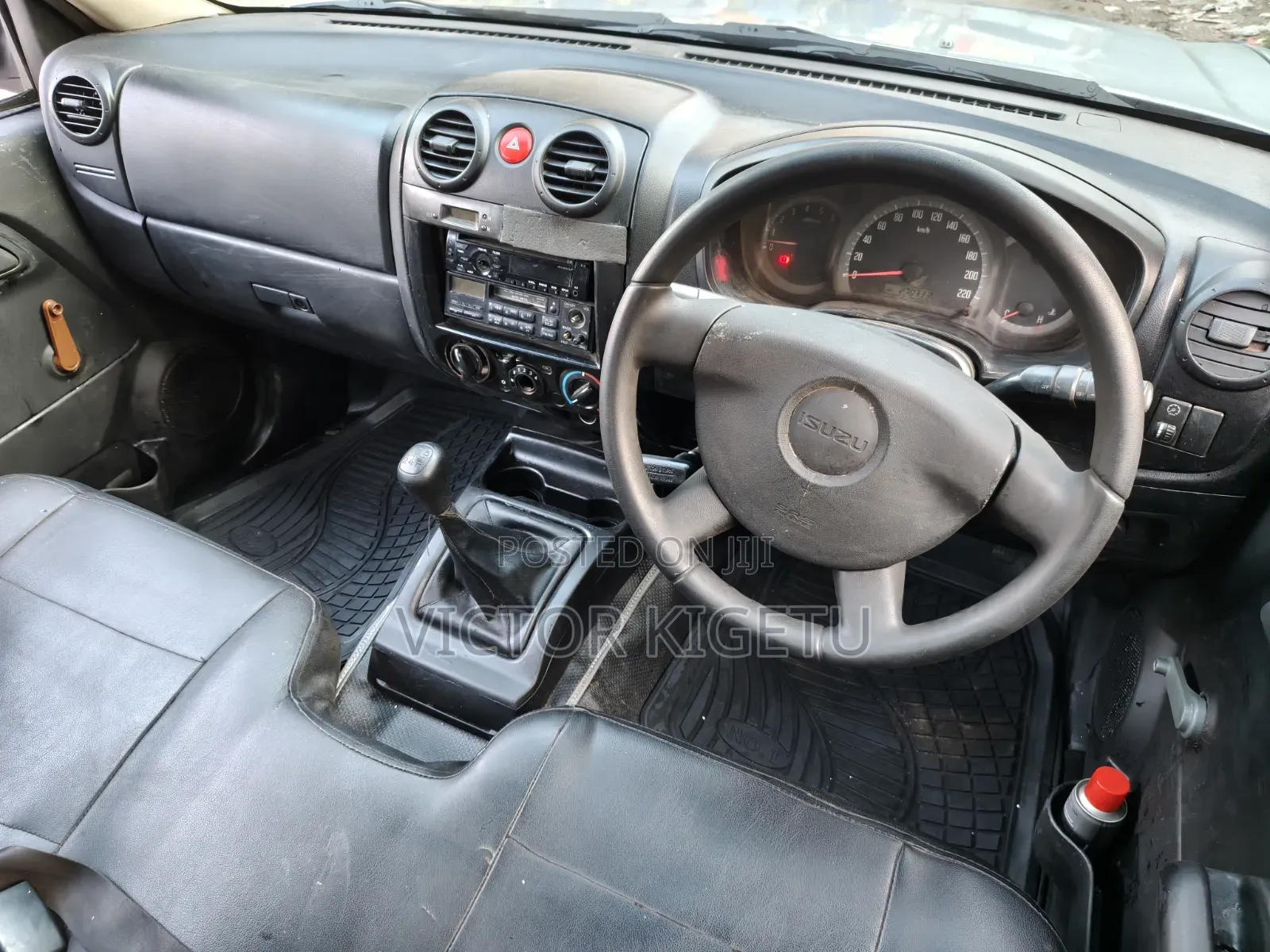 Isuzu D-MAX 2009 Gray