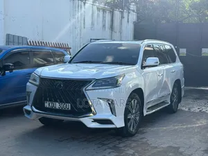 Lexus LX 2016 White