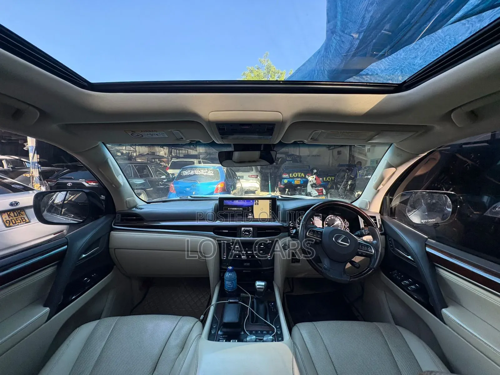 Lexus LX 2016 White