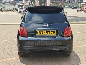 Toyota IST 2006 Black