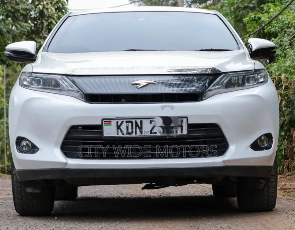 Toyota Harrier 2016 White