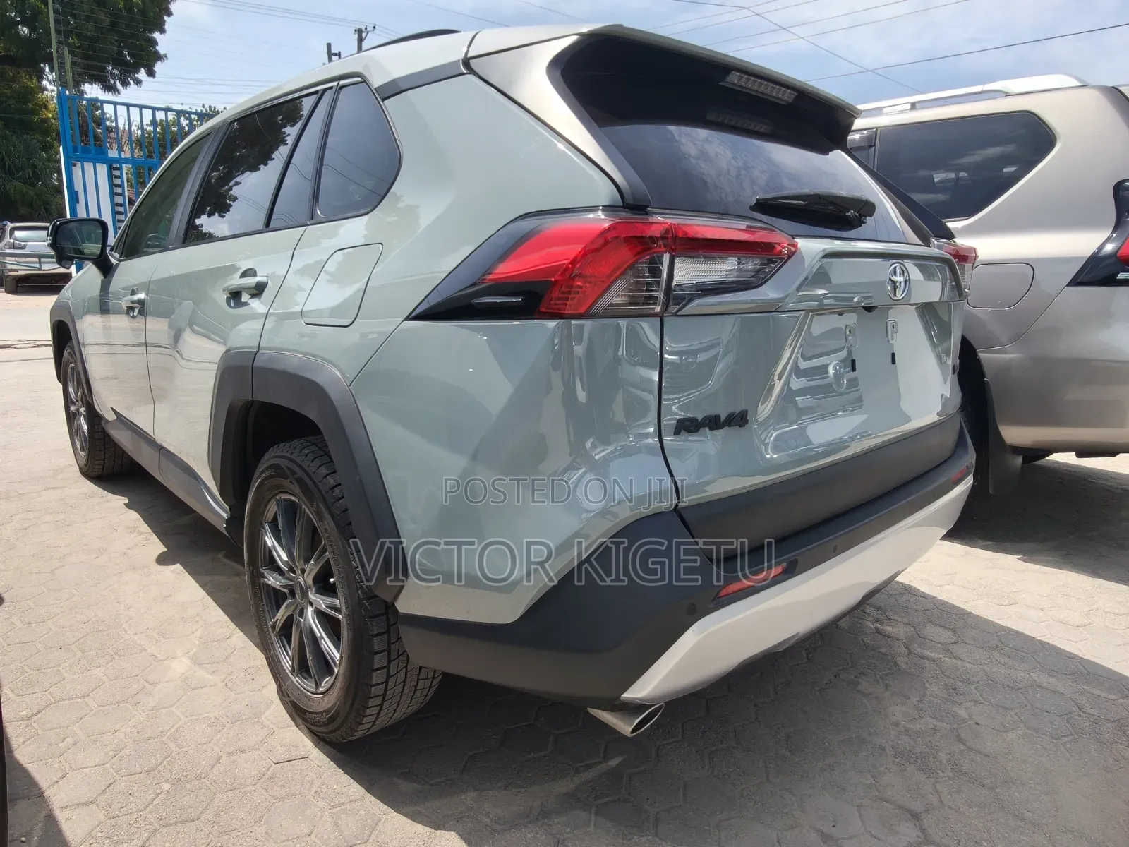 Toyota RAV4 2019 Green