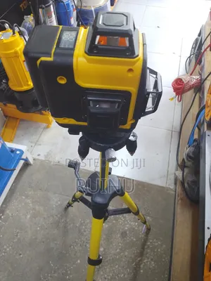 DeWalt Laser Level/ New DeWalt Laser Level