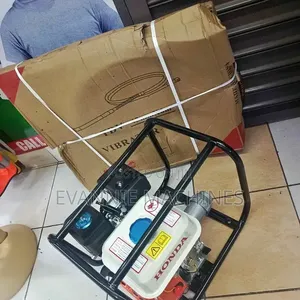 Honda Concrete Vibrator With Poker
