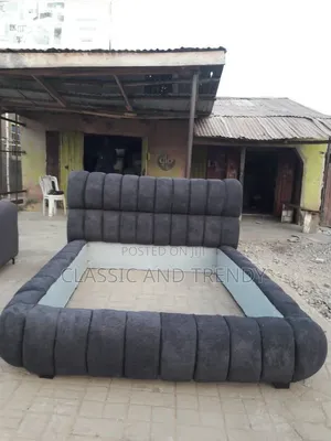 5x6 Charcoal_grey Bed
