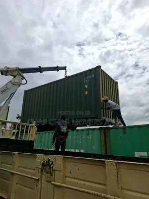 Cranes Available for Hoisting and Heavy Lifting