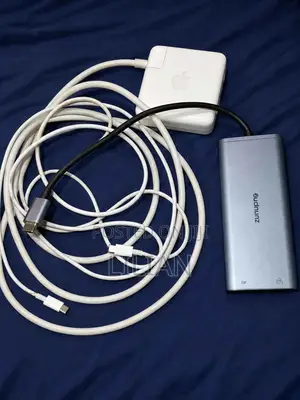 Laptop Apple MacBook Pro 2017 8GB Intel Core i5 SSD 128GB