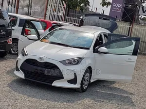 Toyota Yaris 2020 White