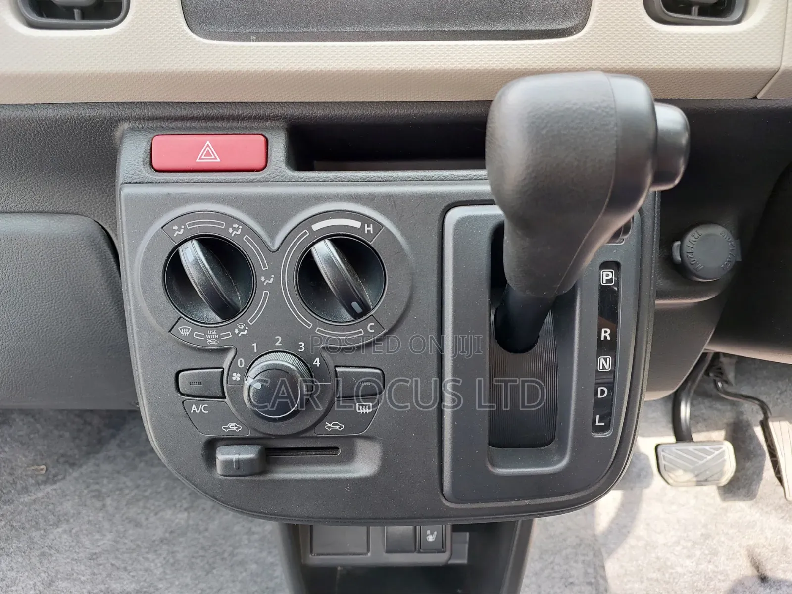 Suzuki Alto 2021 White