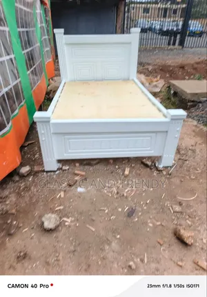 4x6 White Beds