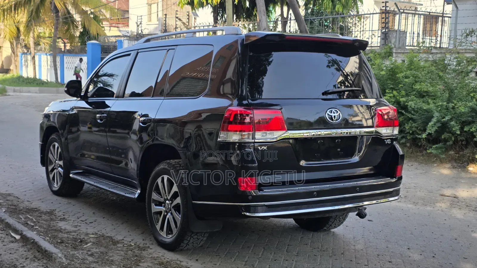 Toyota Land Cruiser 2014 Black