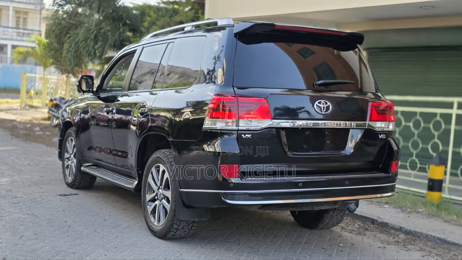 Toyota Land Cruiser 2014 Black