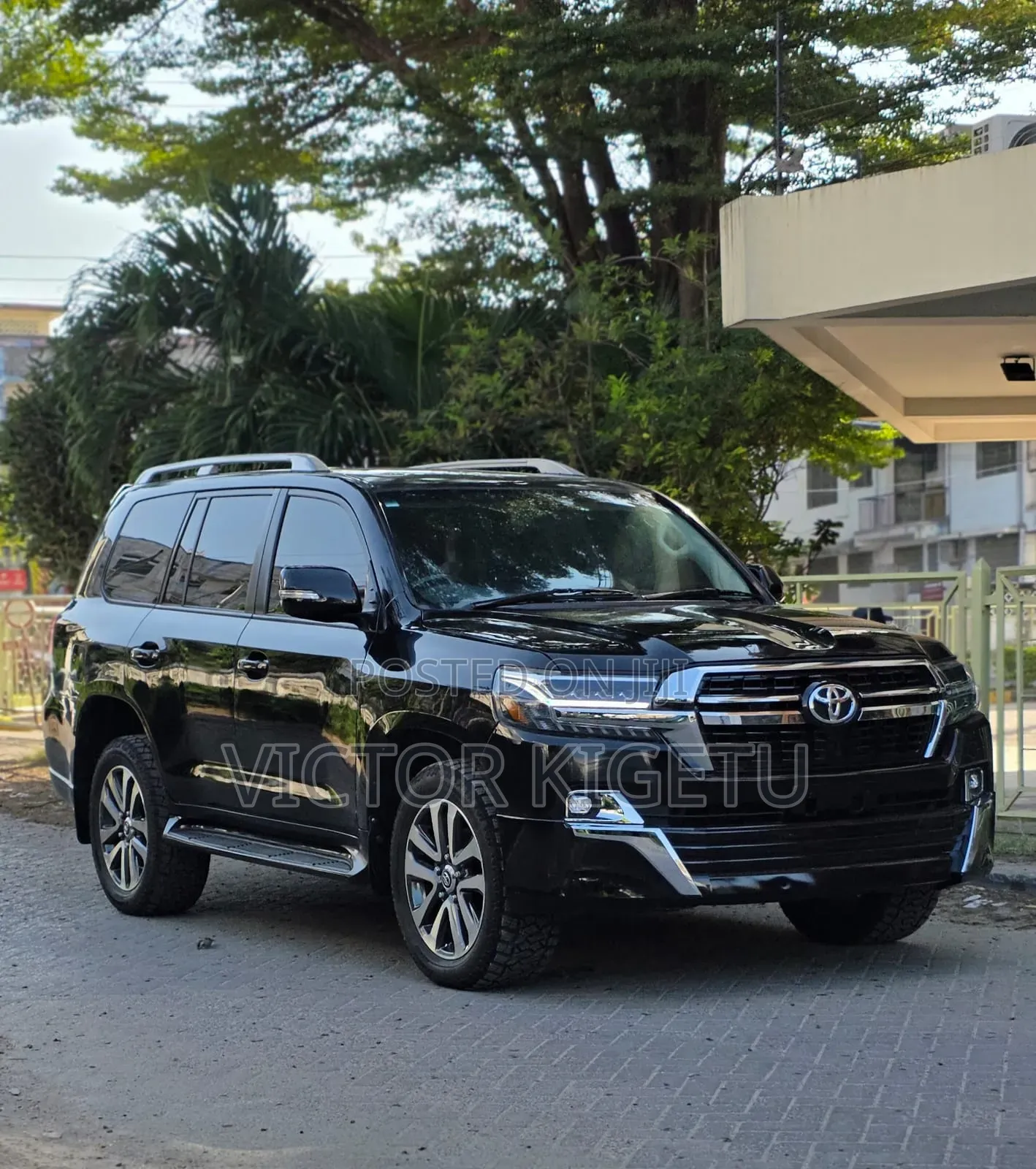 Toyota Land Cruiser 2014 Black