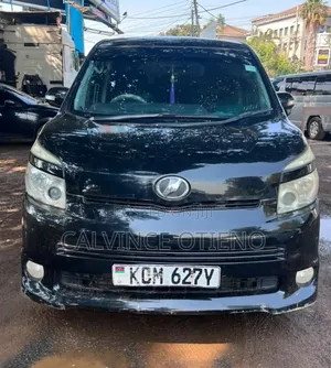 Toyota Voxy 2011 Black
