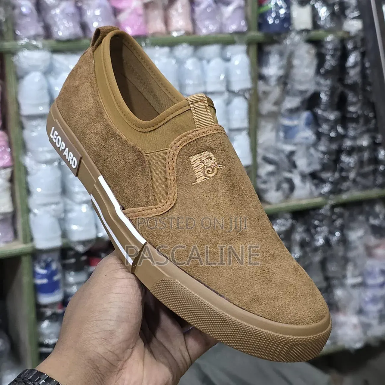 Shoes Selling