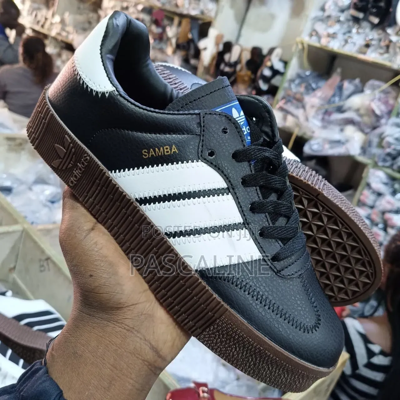 Shoes Selling