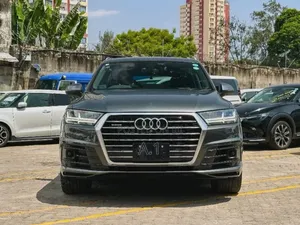 Audi Q7 2019 Gray
