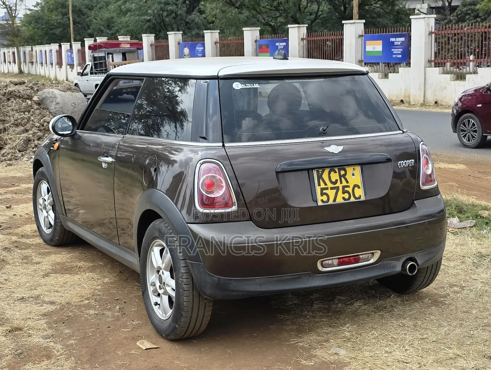 Mini Cooper 2011 Burgundy