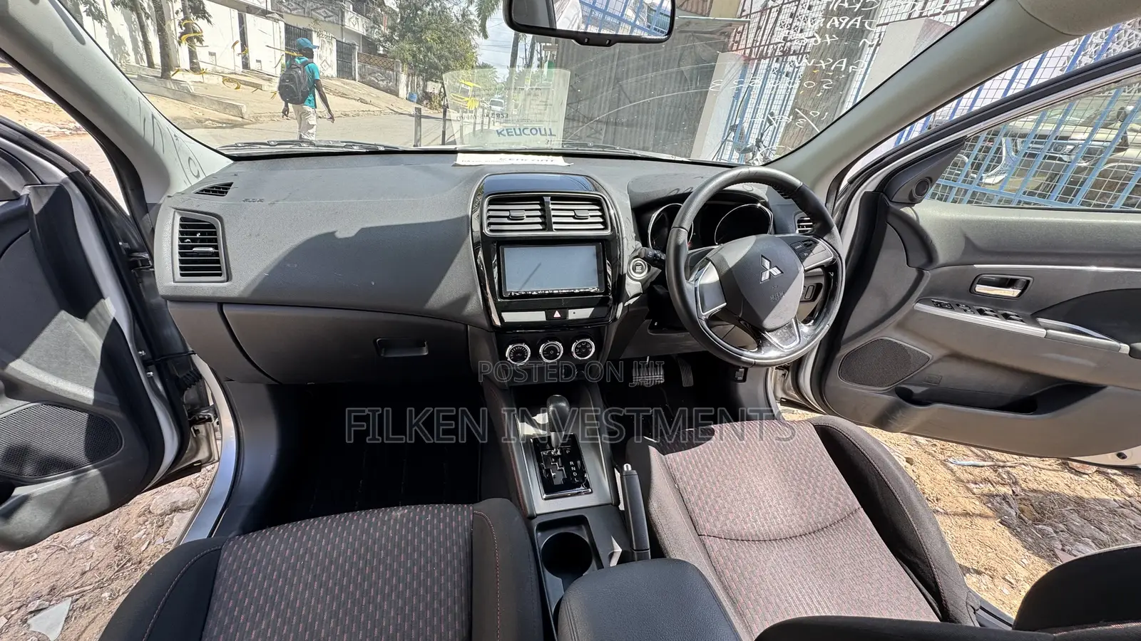 Mitsubishi RVR 2020 Silver