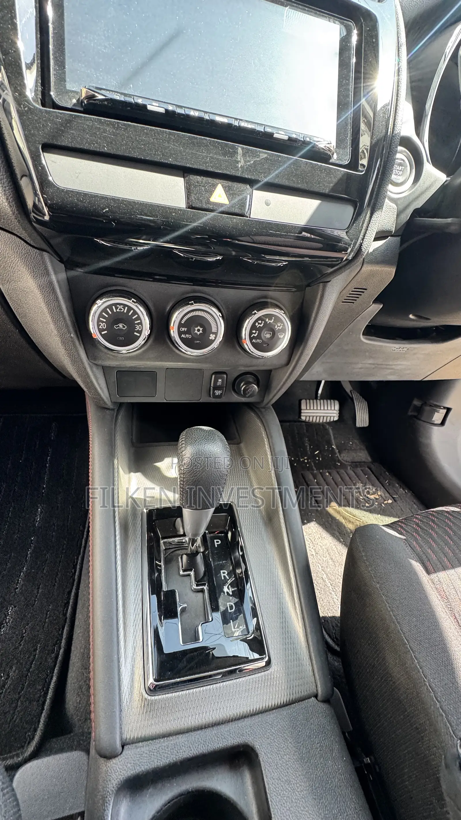 Mitsubishi RVR 2020 Silver