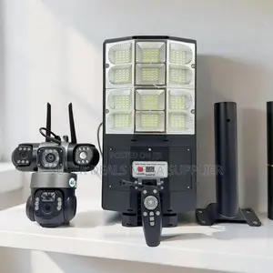 Heavy Duty 20MP 4G PTZ Multiple Lens Solar Camera With Street Light