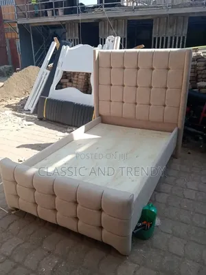 4x6 Chester Bed -Ready for Delivery