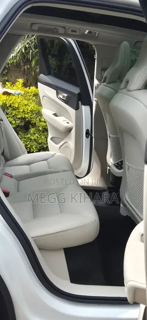 Volvo XC60 2020 White