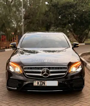 Mercedes-Benz E200 2016 Black