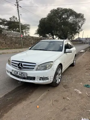 Mercedes-Benz C200 2013 White