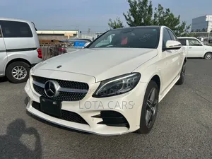 Mercedes-Benz C200 2019 White