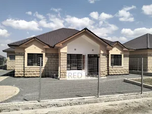 3bdrm Bungalow in Acacia Estate for sale