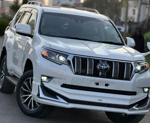 Toyota Land Cruiser Prado 2019 White