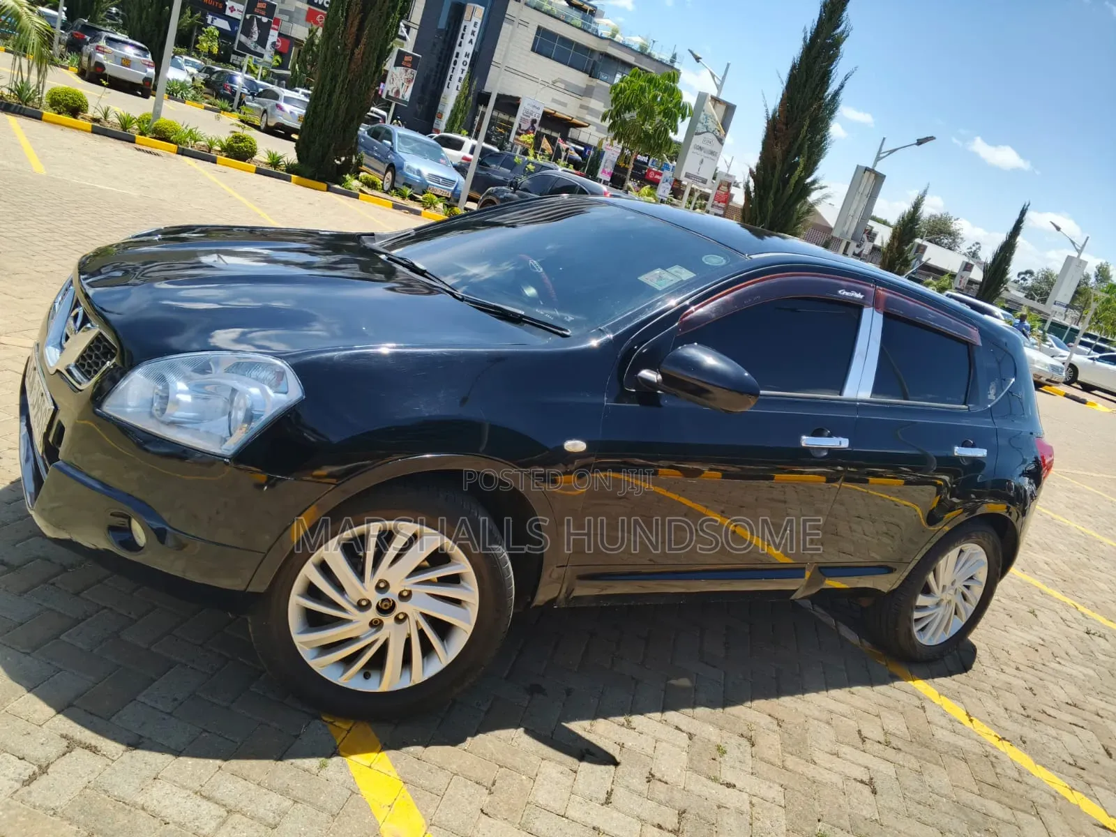 Nissan Dualis 2013 Black
