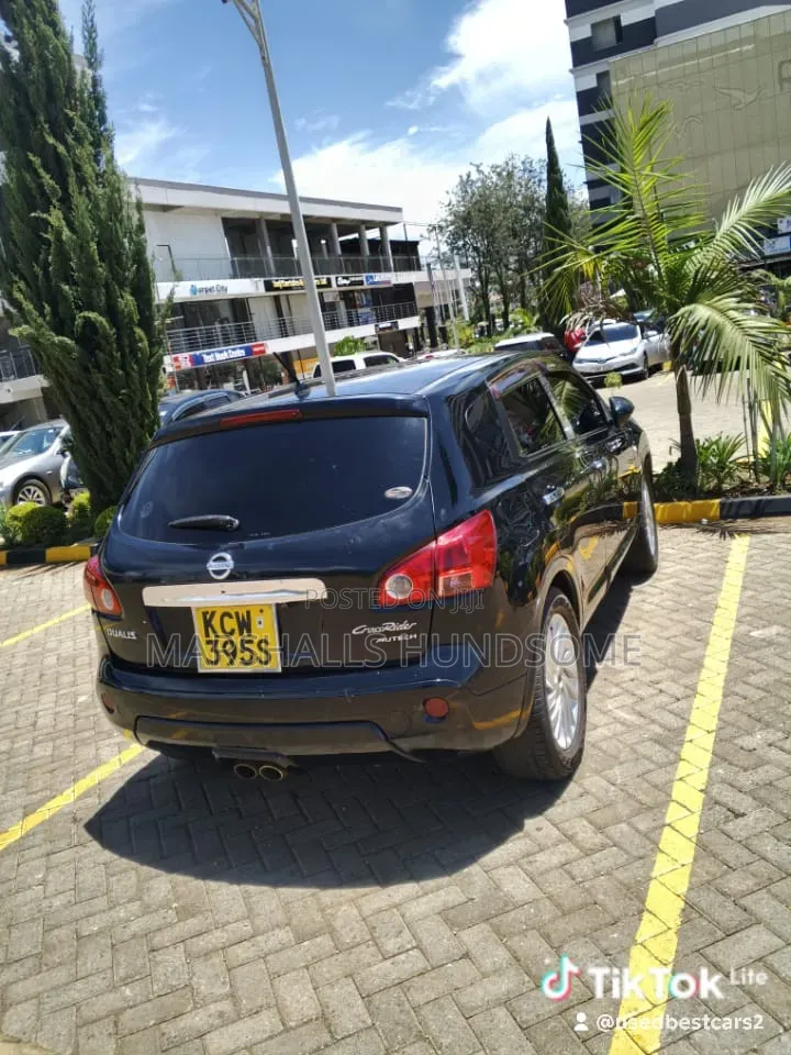 Nissan Dualis 2013 Black