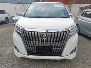 Toyota Esquire 2019 Pearl