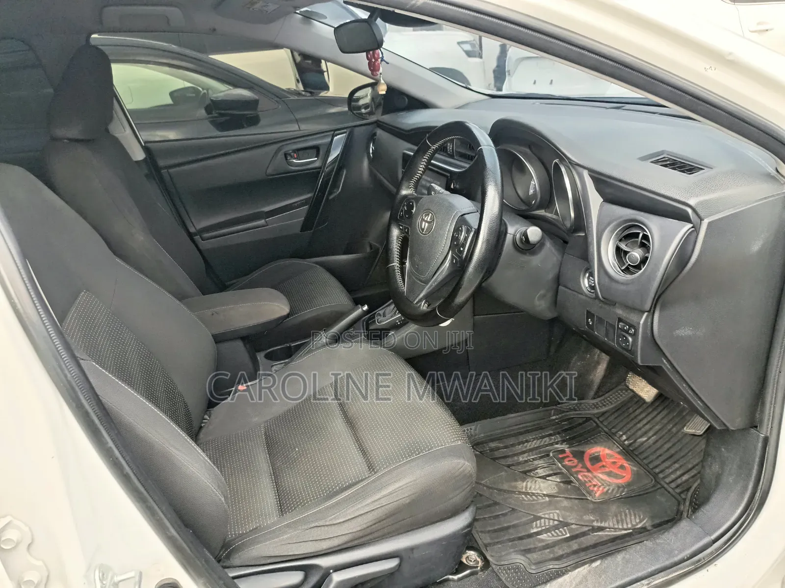 Toyota Auris 2016 White