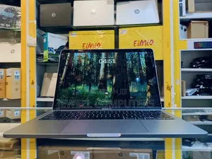 Laptop Apple MacBook Pro 2019 32GB Intel Core i7 SSD 512GB