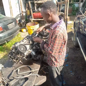Professional Subaru Mechanic – Engine Overhaul Repairs