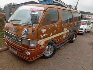 Toyota HiAce 2002 Brown
