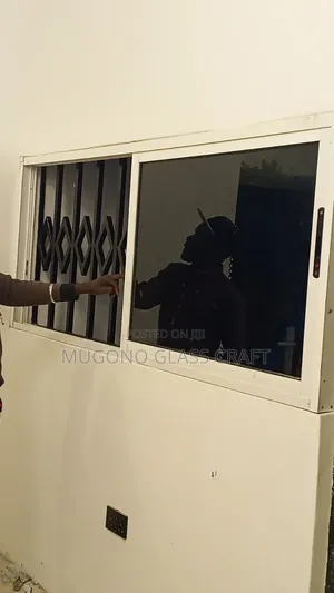 Sliding Windows With Reflective Glass