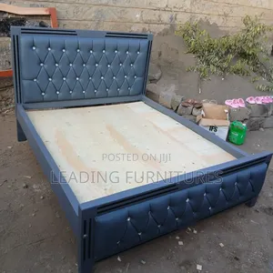 5x6 Strong Mocket Bed Color Gray With Sliver Buttons