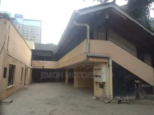 6bdrm Apartment in Mugotio Road, Parklands/Highridge for sale
