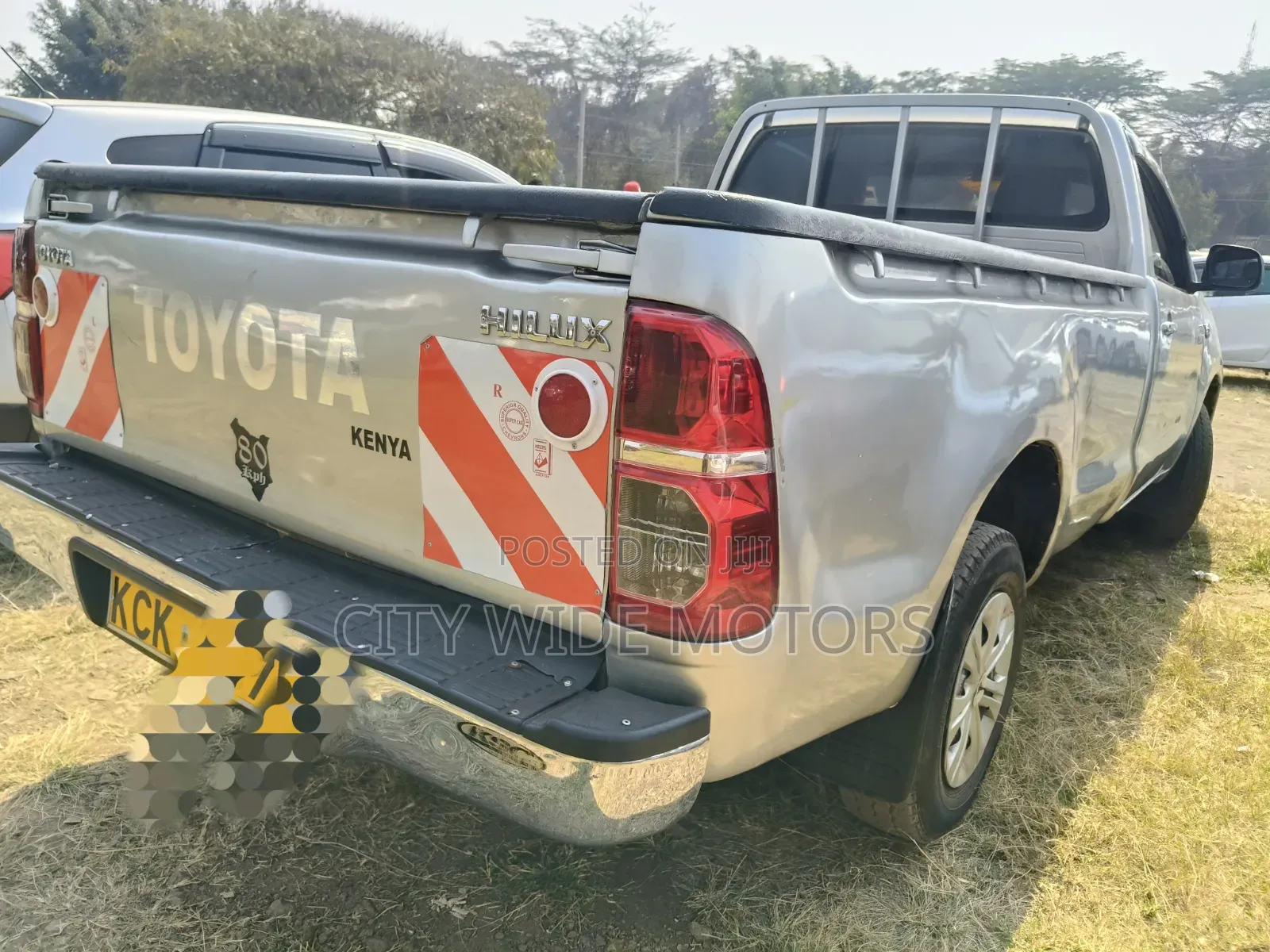 Toyota Hilux 2011 Silver