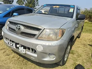Toyota Hilux 2011 Silver