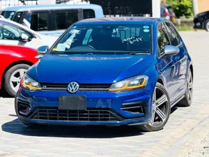 Volkswagen Golf 2019 Blue