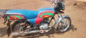 Bajaj Boxer 100 2021 Red